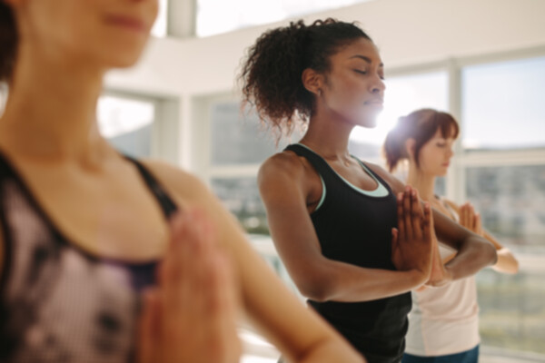 Posturas del yoga para mujeres
