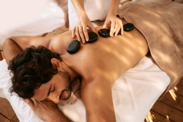 Beneficios de los masajes con piedras