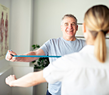 ¿Para qué sirve la fisioterapia? Descubre los 10 beneficios de acudir a un fisioterapeuta